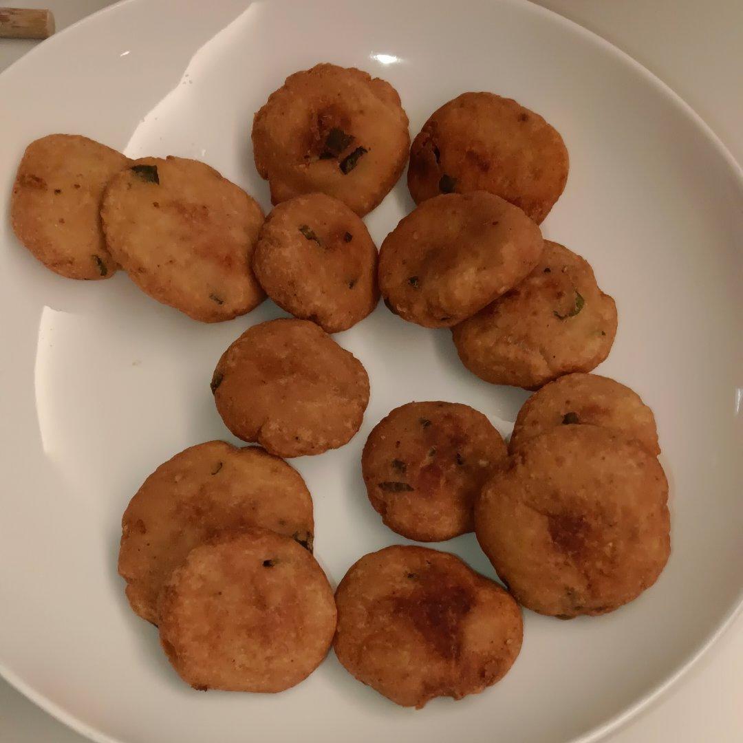 素丸子~豆渣不要扔，炸丸子可好！