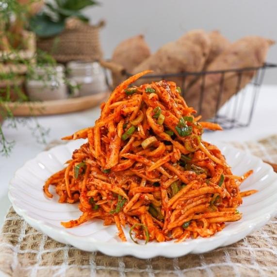 고구마생채白钟元凉拌酸辣红薯丝的做法