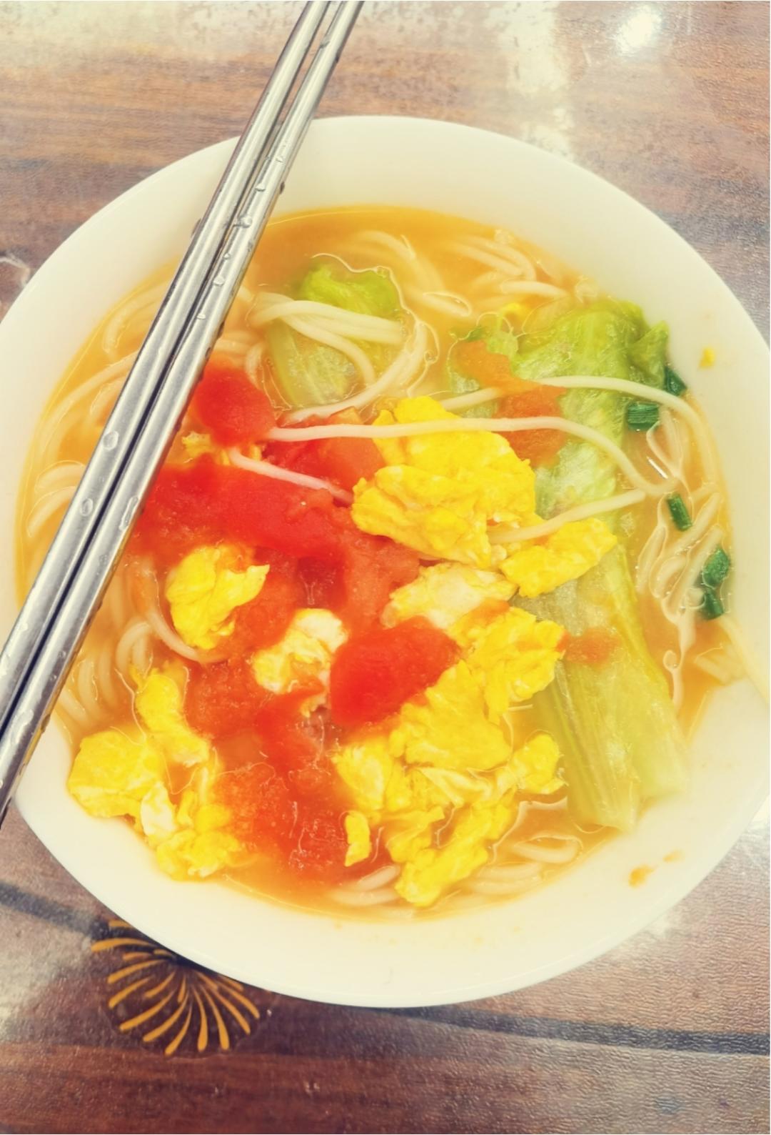 汤都要喝光的西红柿鸡蛋面