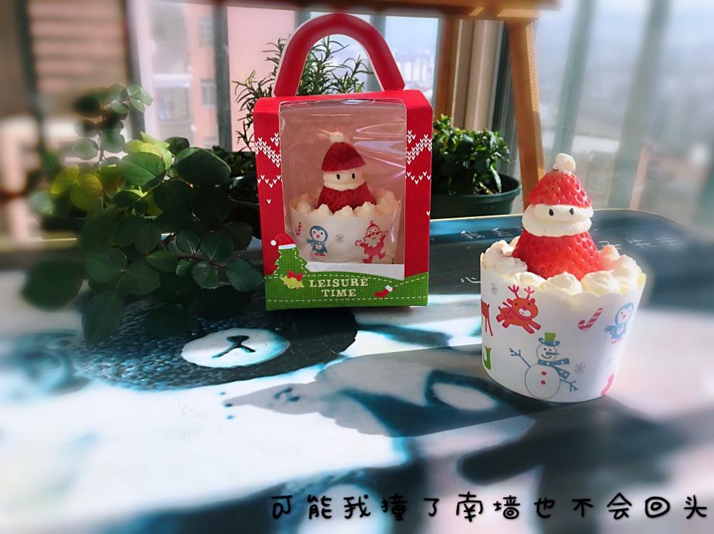 【圣诞款】草莓纸杯蛋糕