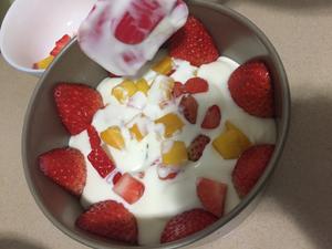 6寸芒果草莓酸奶慕斯的做法 步骤10