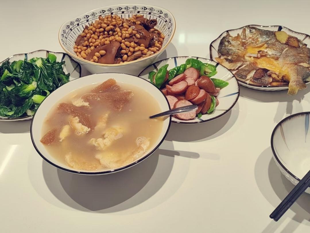 家庭聚餐