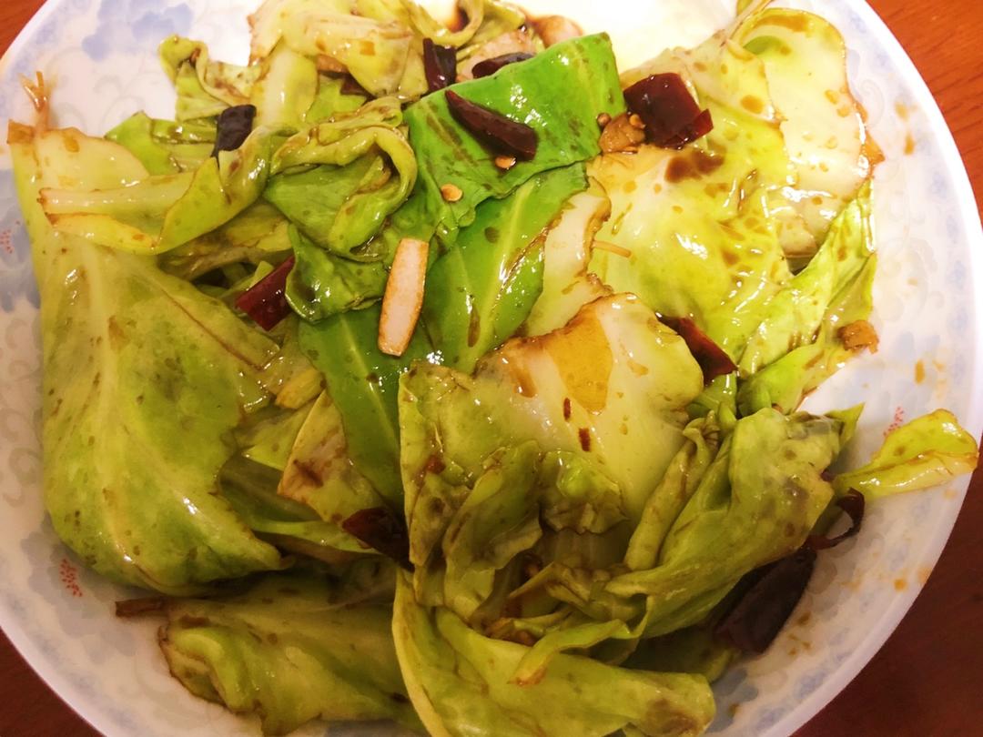 厨师长教你：“手撕包菜”的家常做法,简单又不失美味