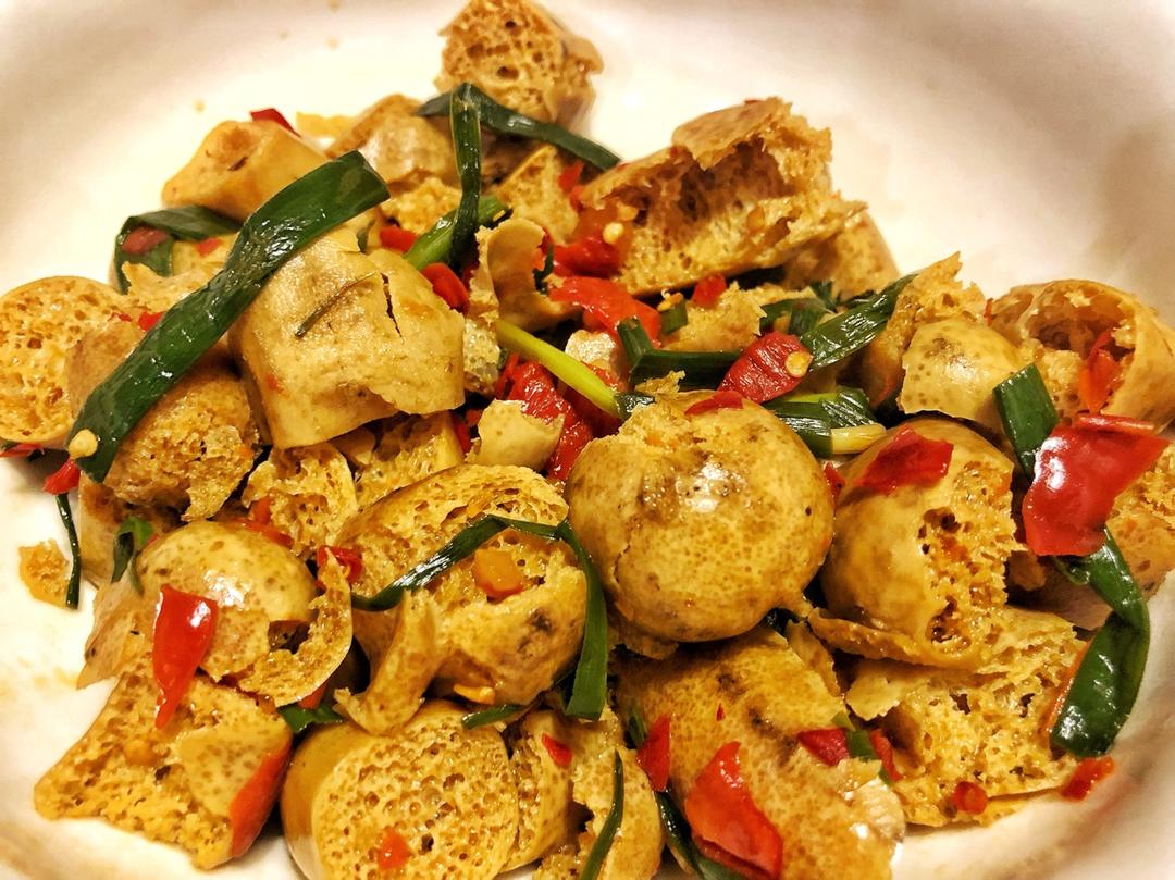苗家灰豆腐（红烧灰豆腐）贵州特色