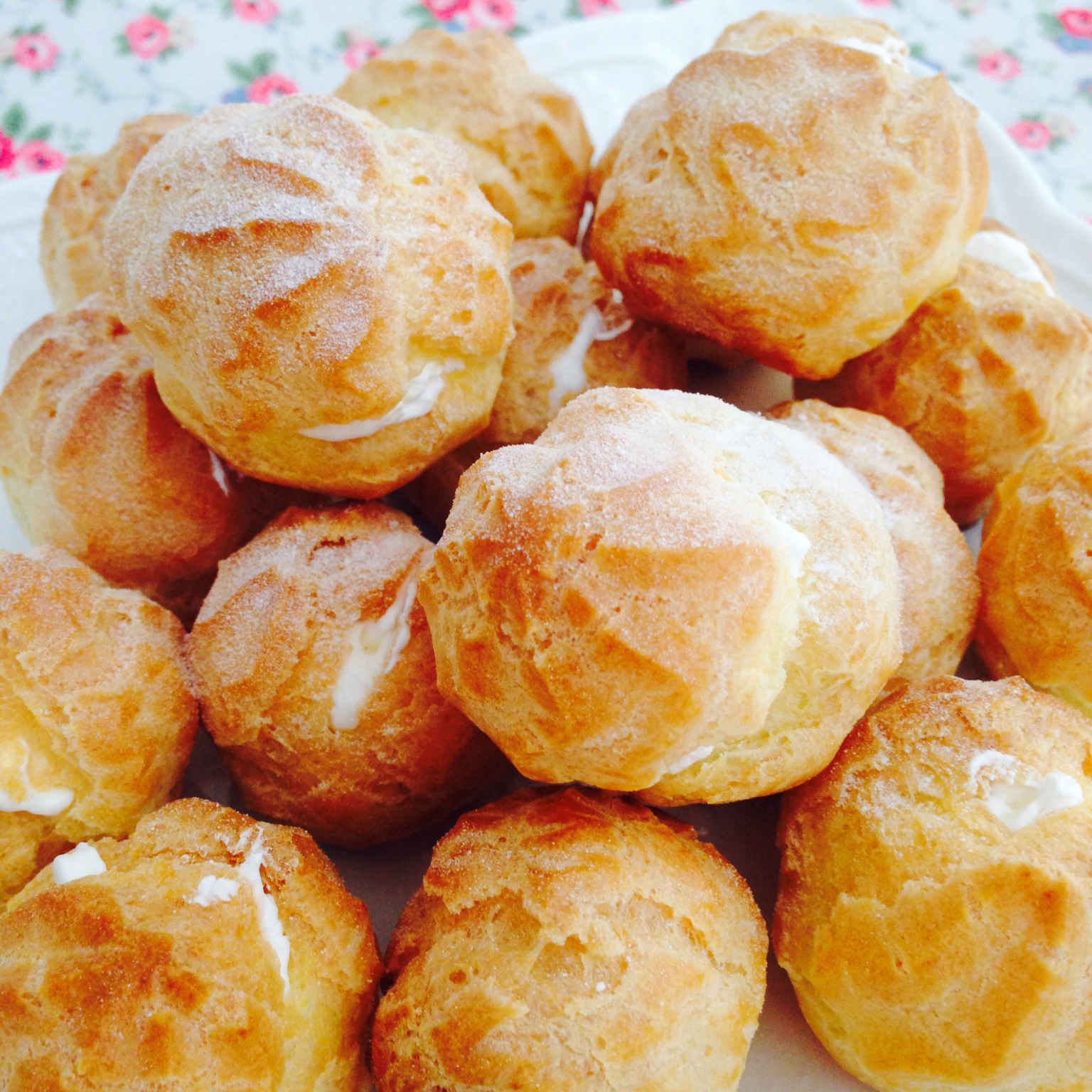 牛奶tang做的奶油泡芙