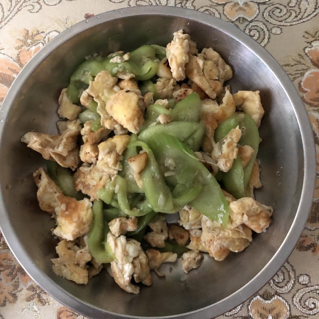 丝瓜炒鸡蛋