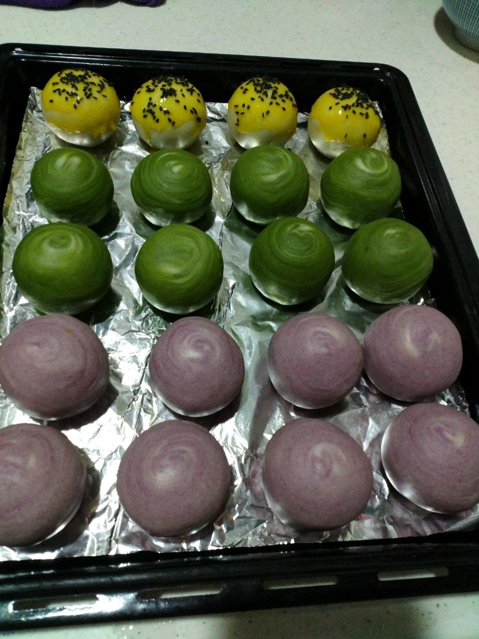 蛋黄酥~紫薯、抹茶、原味~花好月圆，中秋快乐~内附一次做六色蛋黄酥方法~