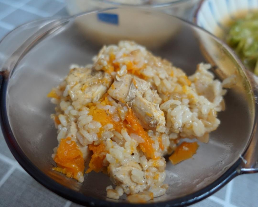 【阳光饭铺】黑胡椒鸡胸南瓜焖饭（电饭煲版）的做法