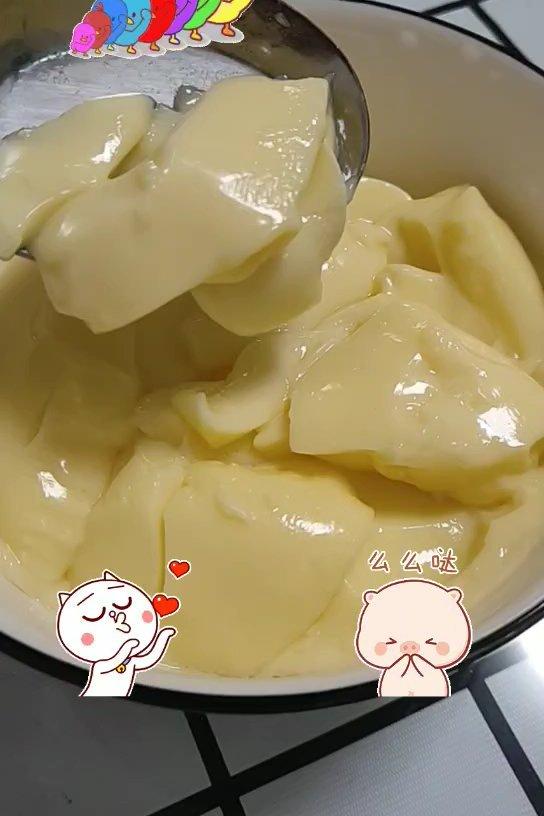 富有弹性的牛奶鸡蛋羹