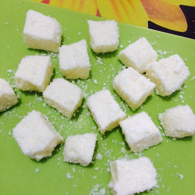 椰蓉牛奶小方