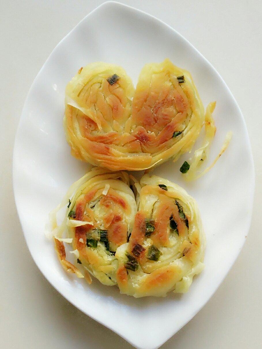 饺子皮盘金丝儿（盘丝饼)