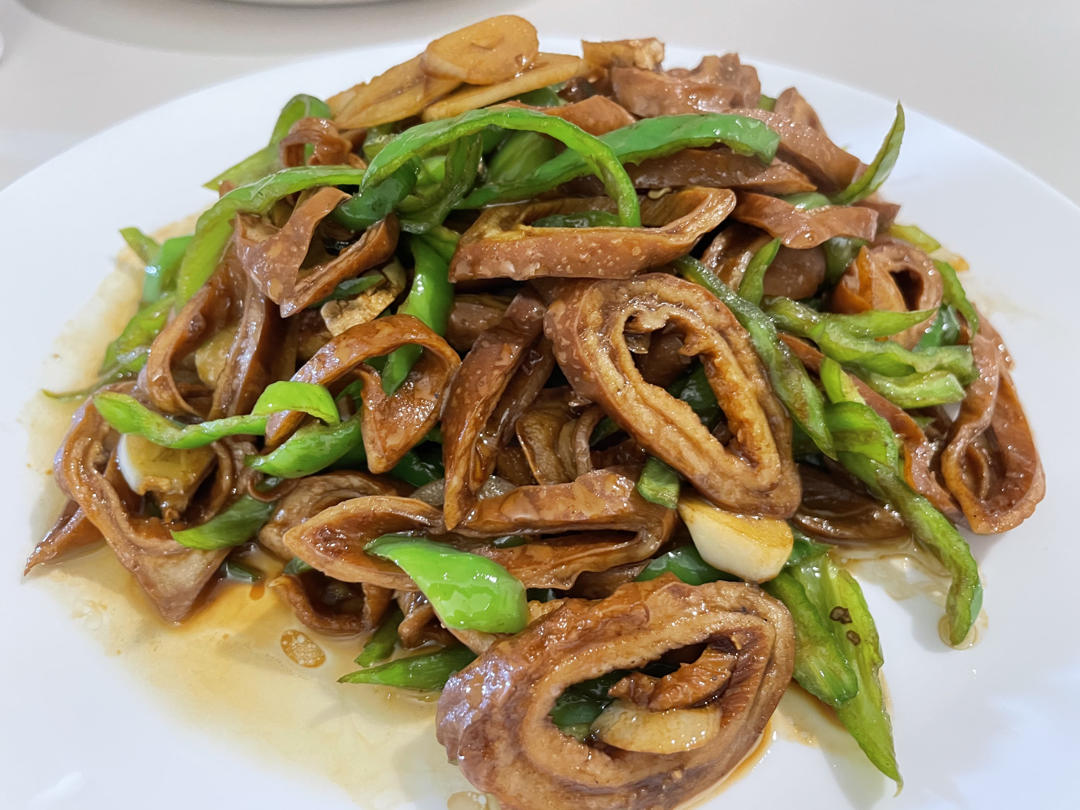 尖椒炒肥肠
