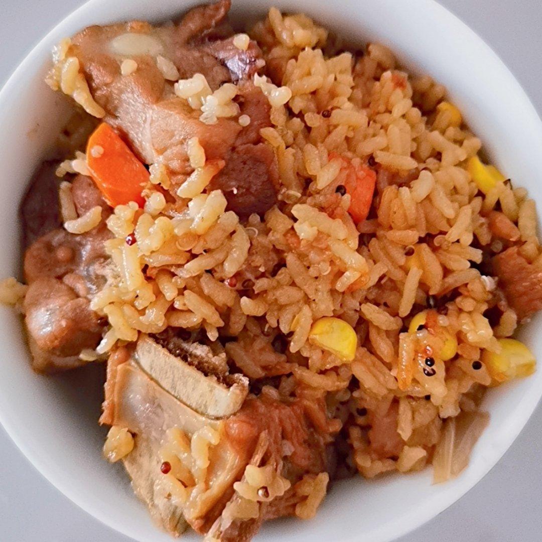 喷香排骨焖饭（爆好吃）