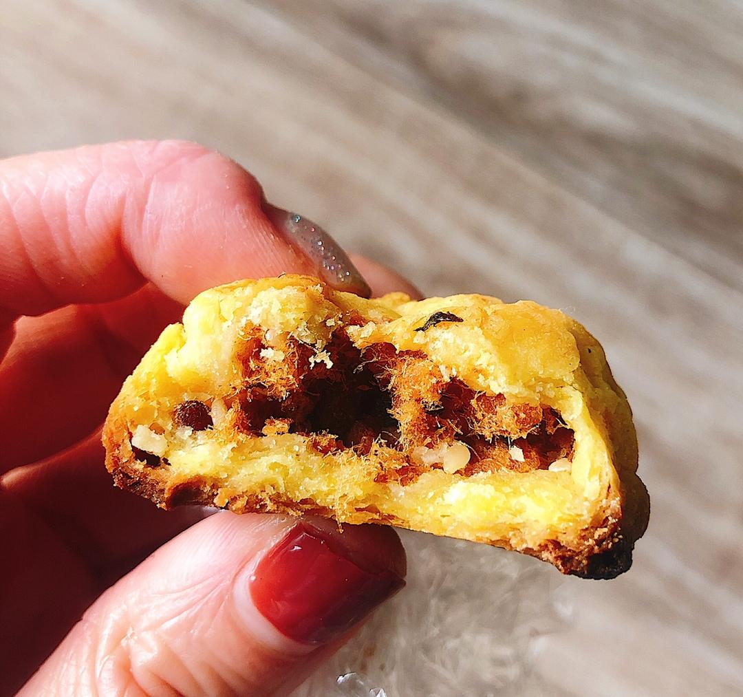 肉松蛋黄饼干
夹心曲奇