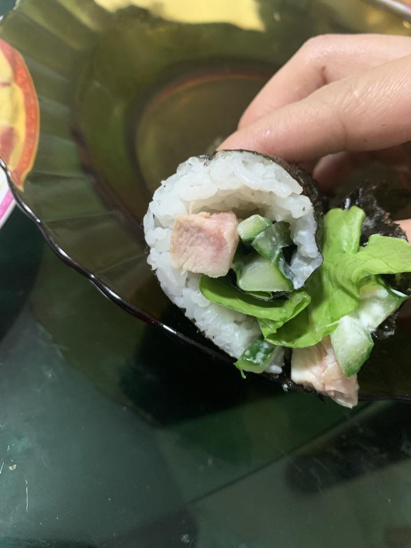 盐煎鸡腿饭团