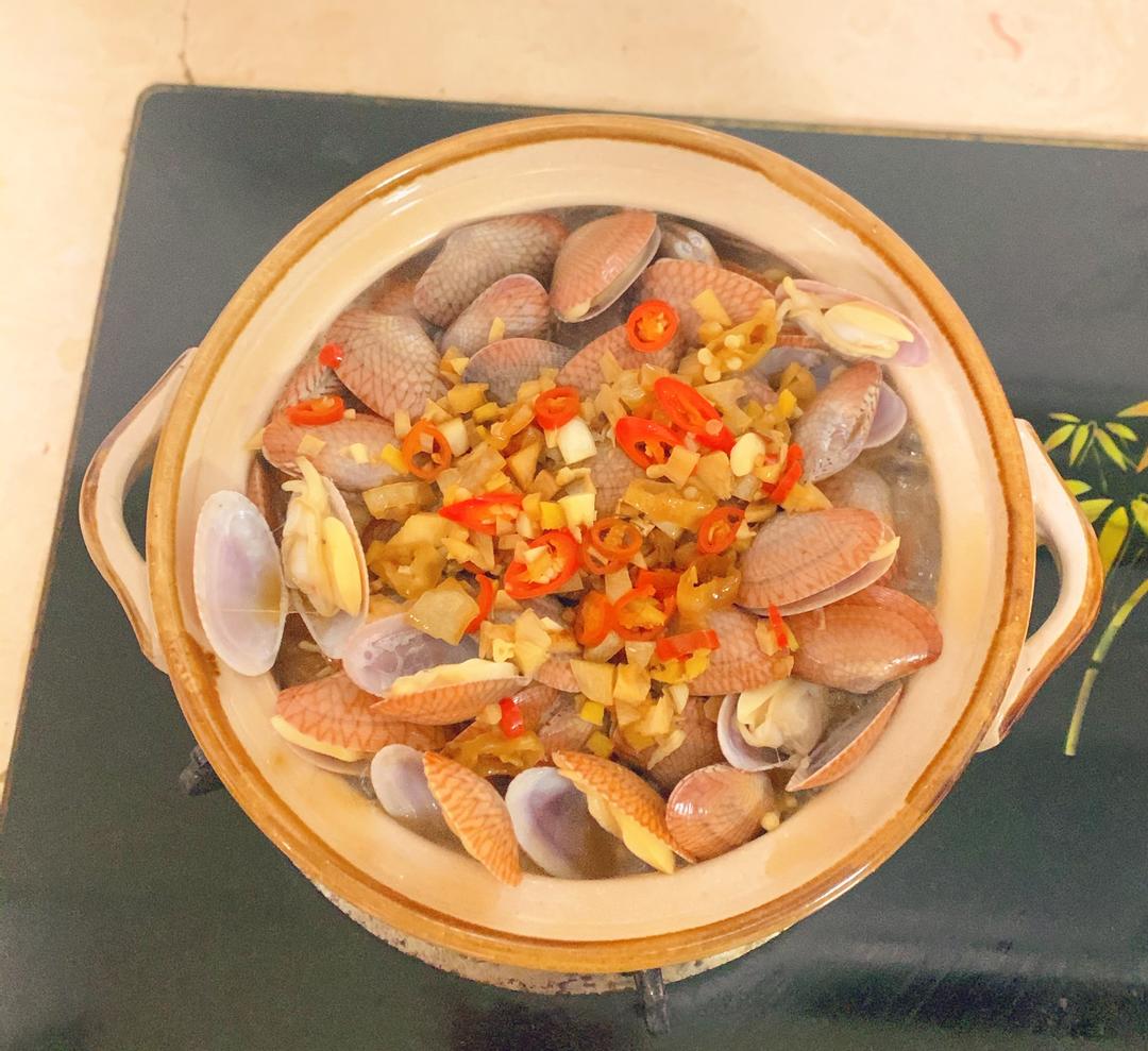 蒜蓉粉丝花甲的做法 步骤6