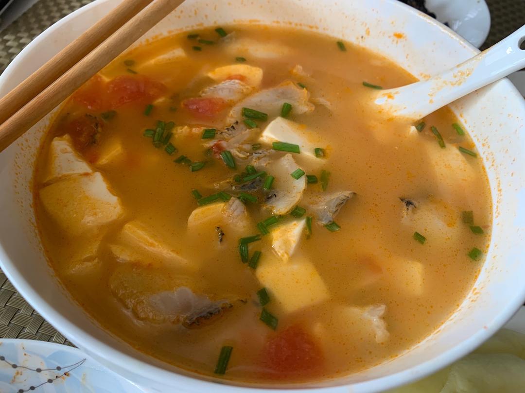番茄黑鱼豆腐汤