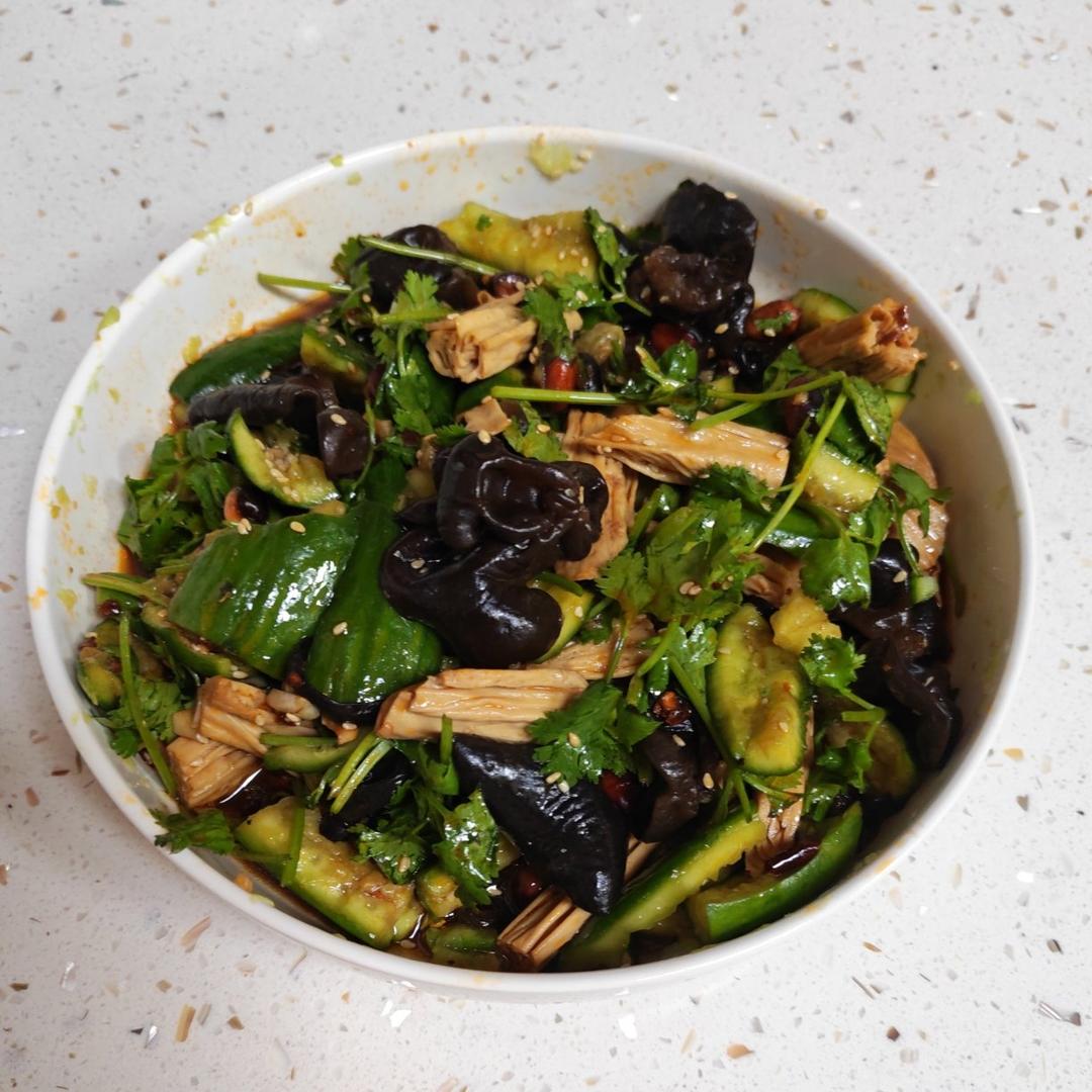 ㊙️五分钟学会巨好吃的酸辣开胃凉拌黄瓜腐竹