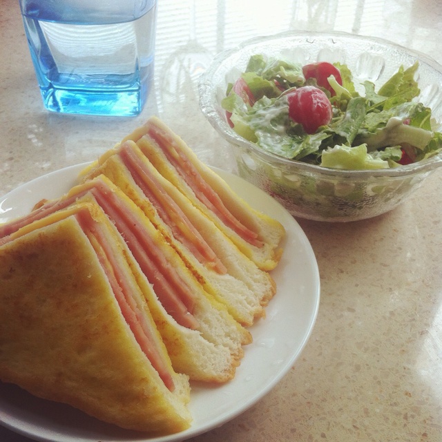 十分钟快手早餐【港式火腿西多士】