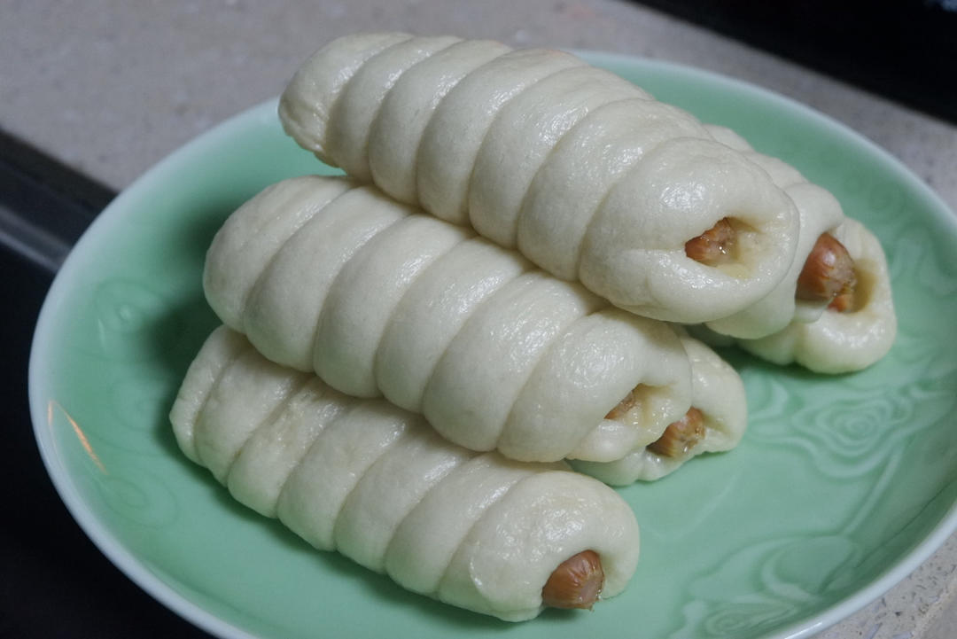 肠仔卷/香肠馒头（来一盘接地气的早餐）