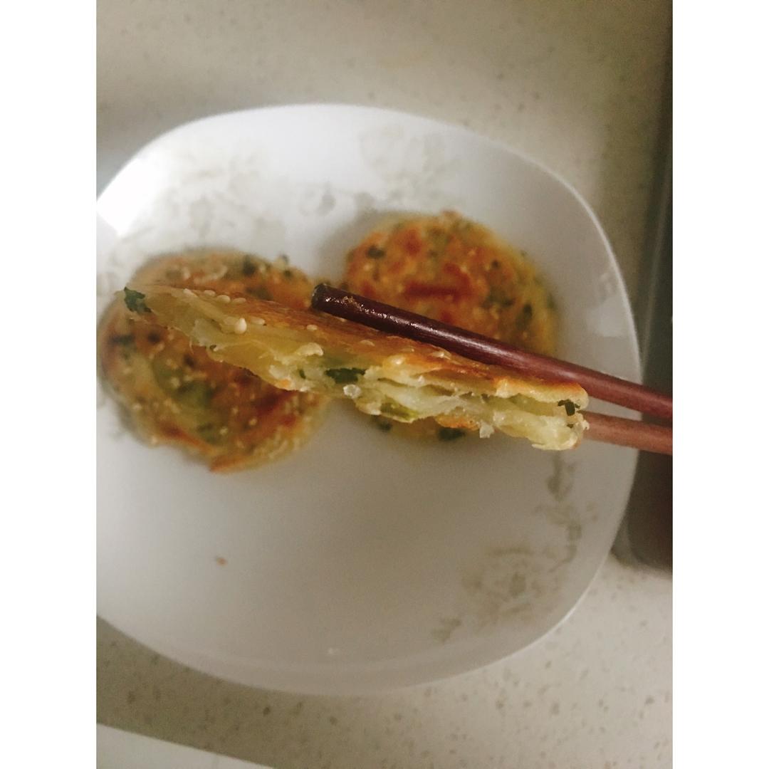 鸡蛋葱油饼                  （更新饼坯保存方法）