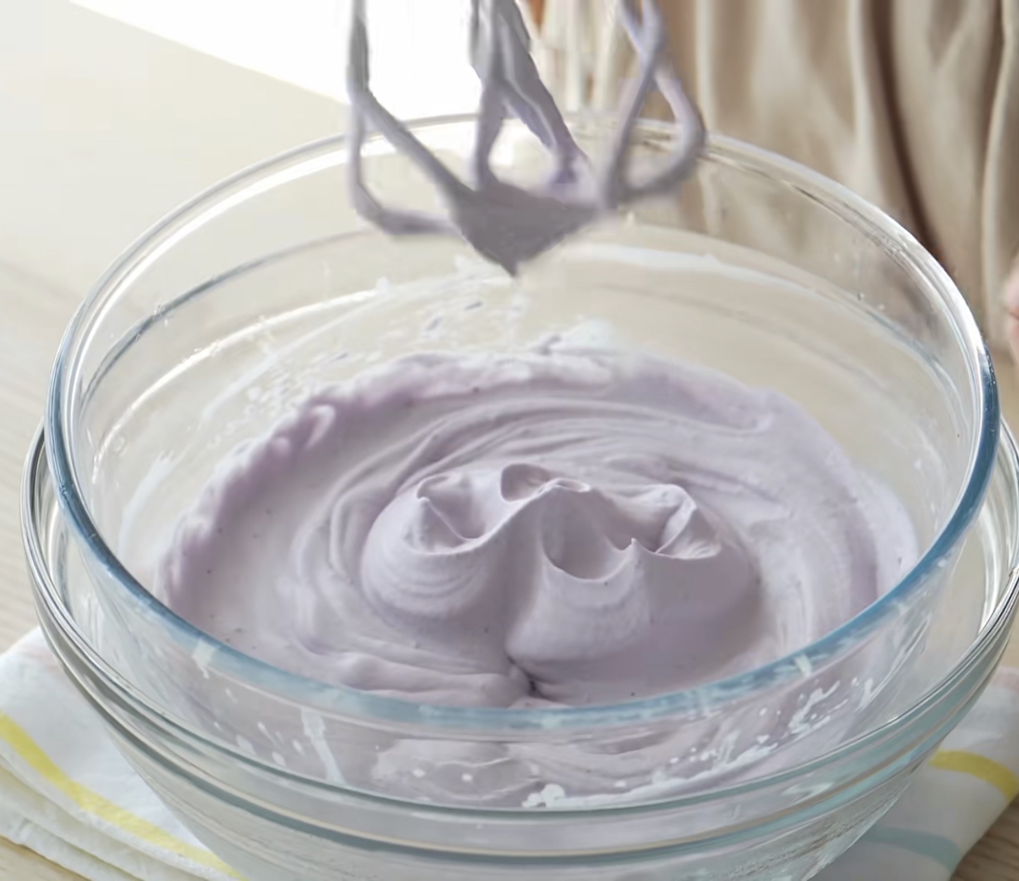 附蓝莓酱做法#低糖好吃的蓝莓奶油蛋糕～的做法 步骤38
