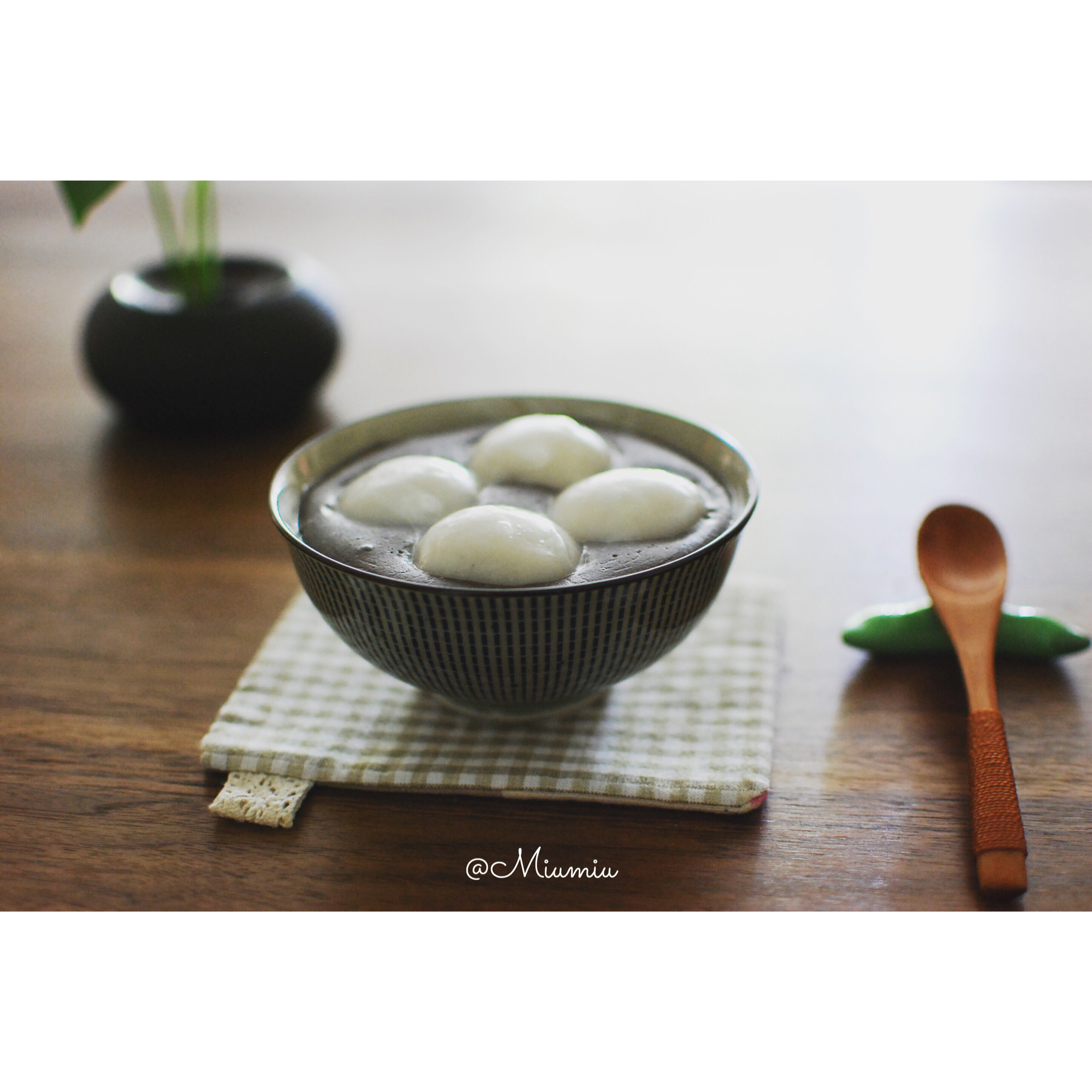 核桃黑芝麻小圆子