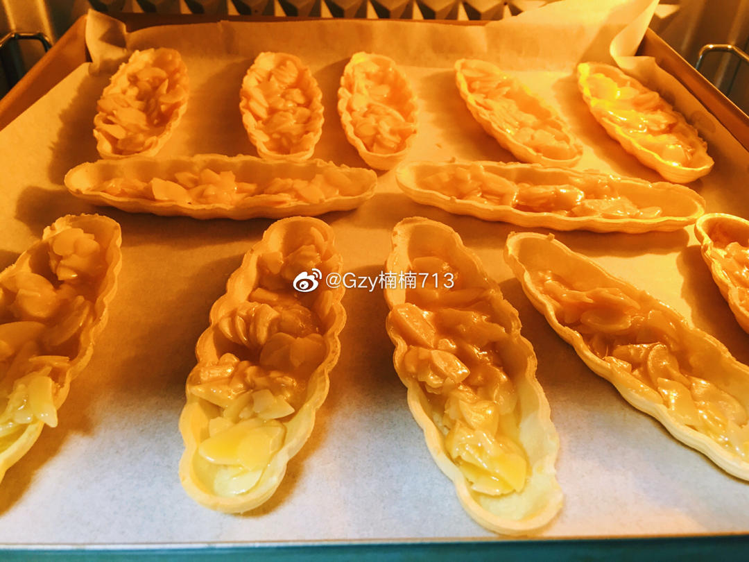 视频🚢一次搞定3种口味｜焦糖坚果糯米船｜不测温，不冷冻｜低糖｜简单｜0难度