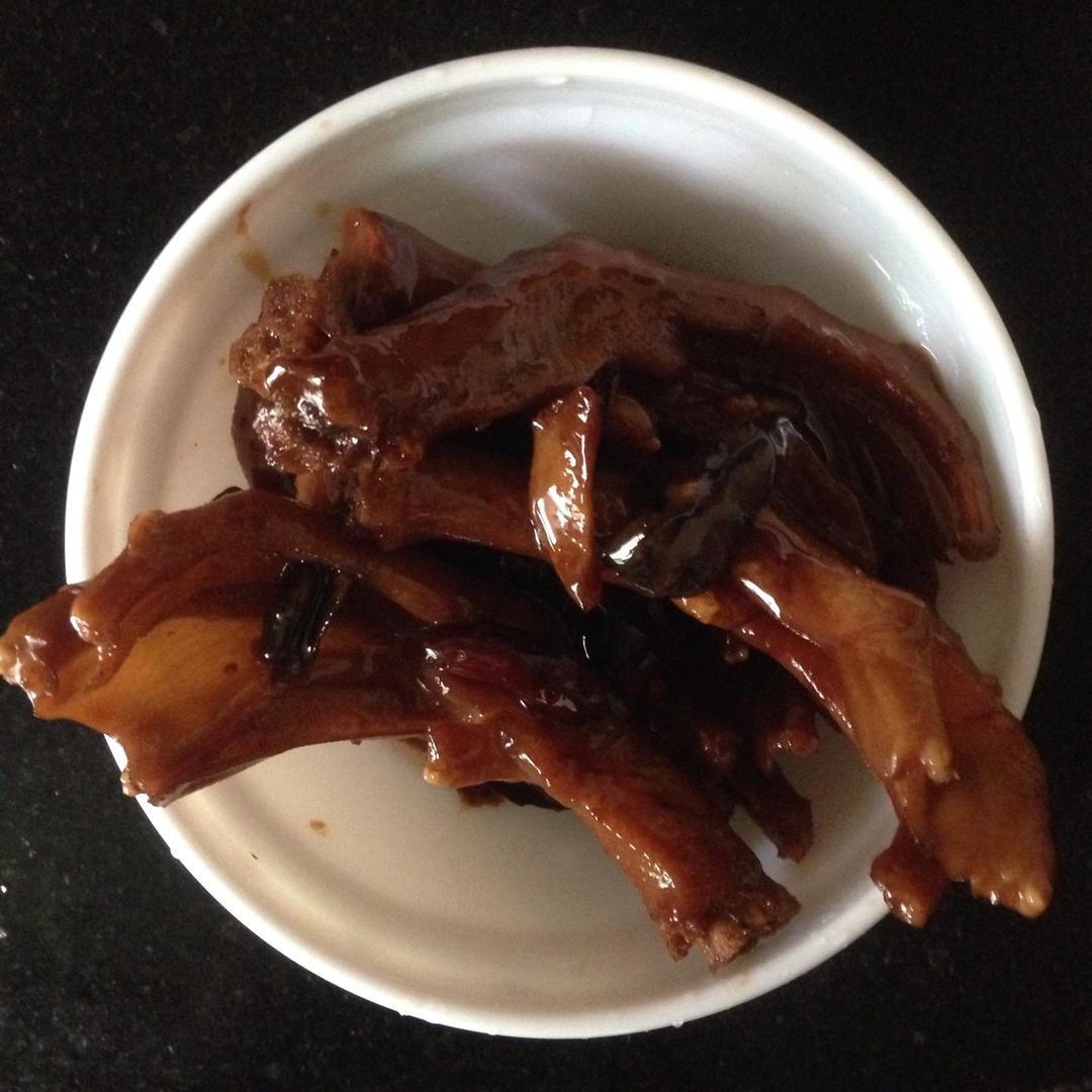 酱香鸭掌