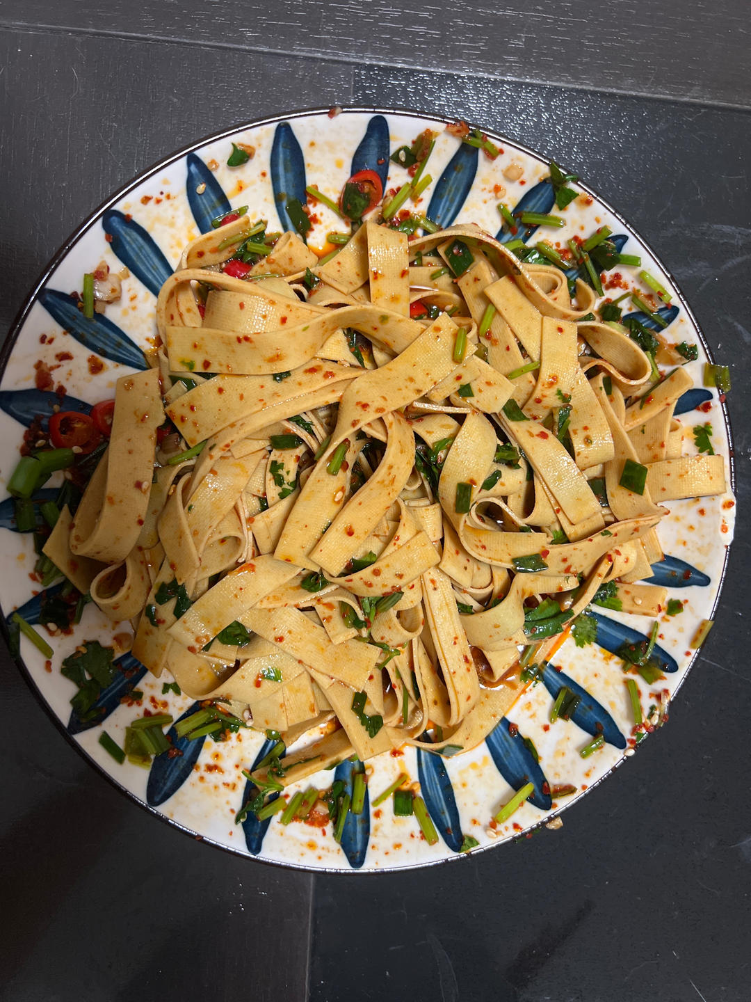 ‼️比辣条还好吃百倍〰️香辣豆皮✅零厨艺