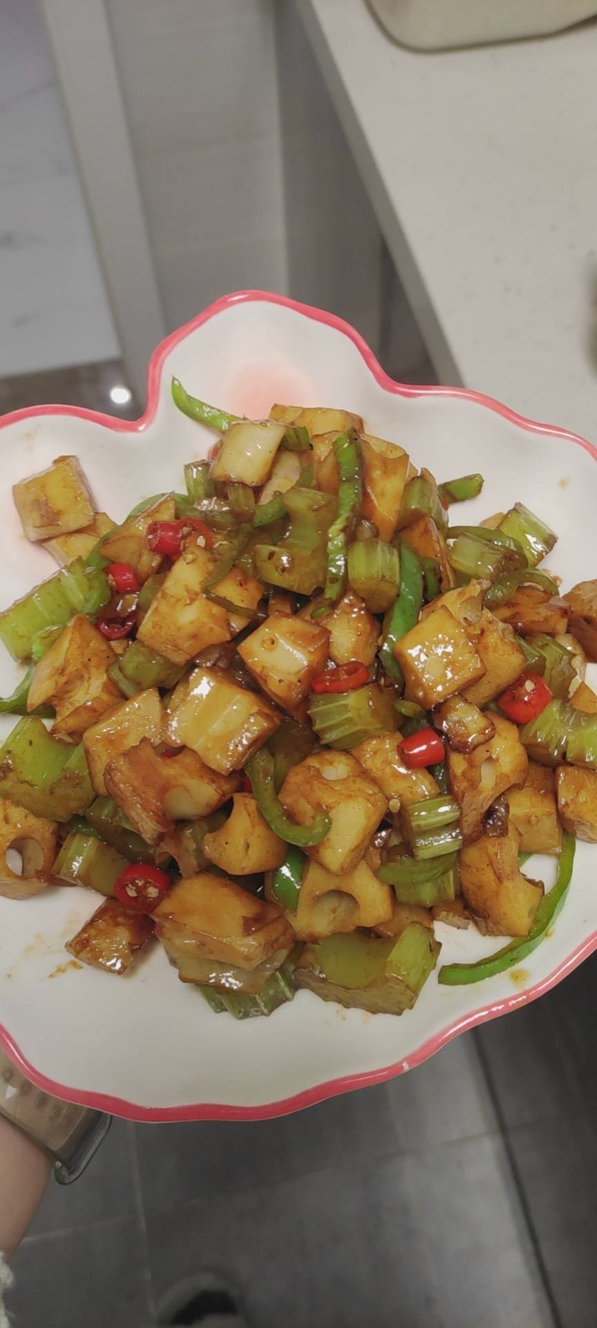 快手家常菜之酸辣藕丁，超级下饭‼