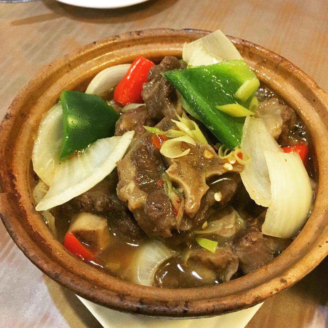 红烧牛尾