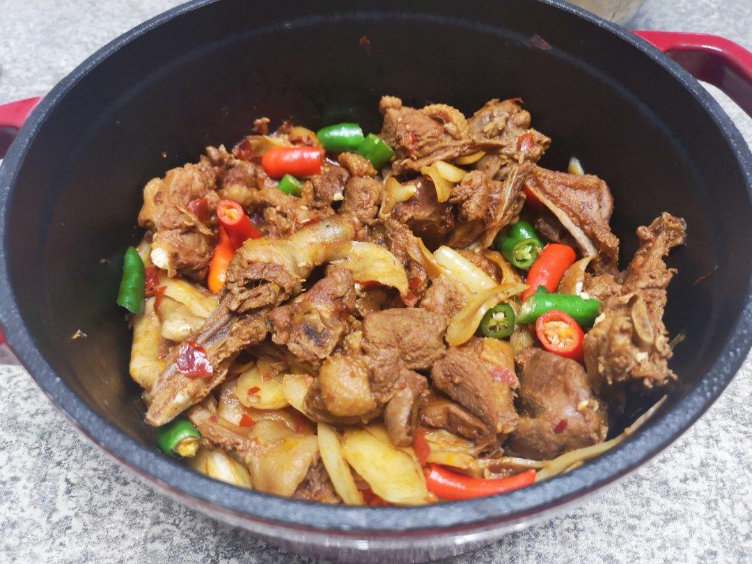 pasta邓做的子姜焖鸭煲