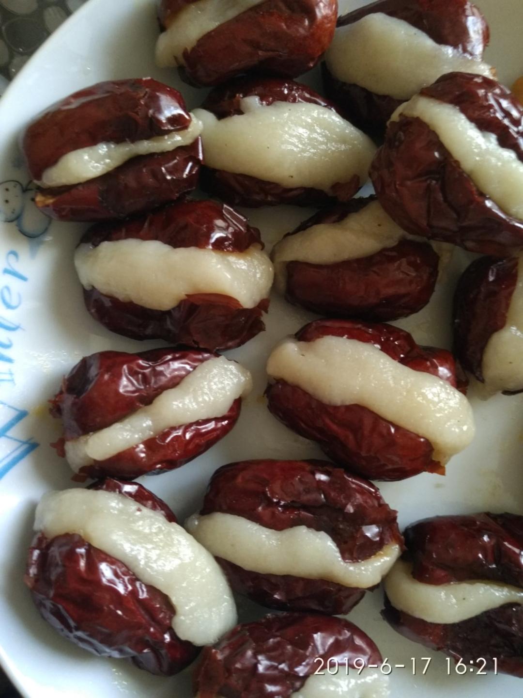 心太软— 红枣夹糯米粉