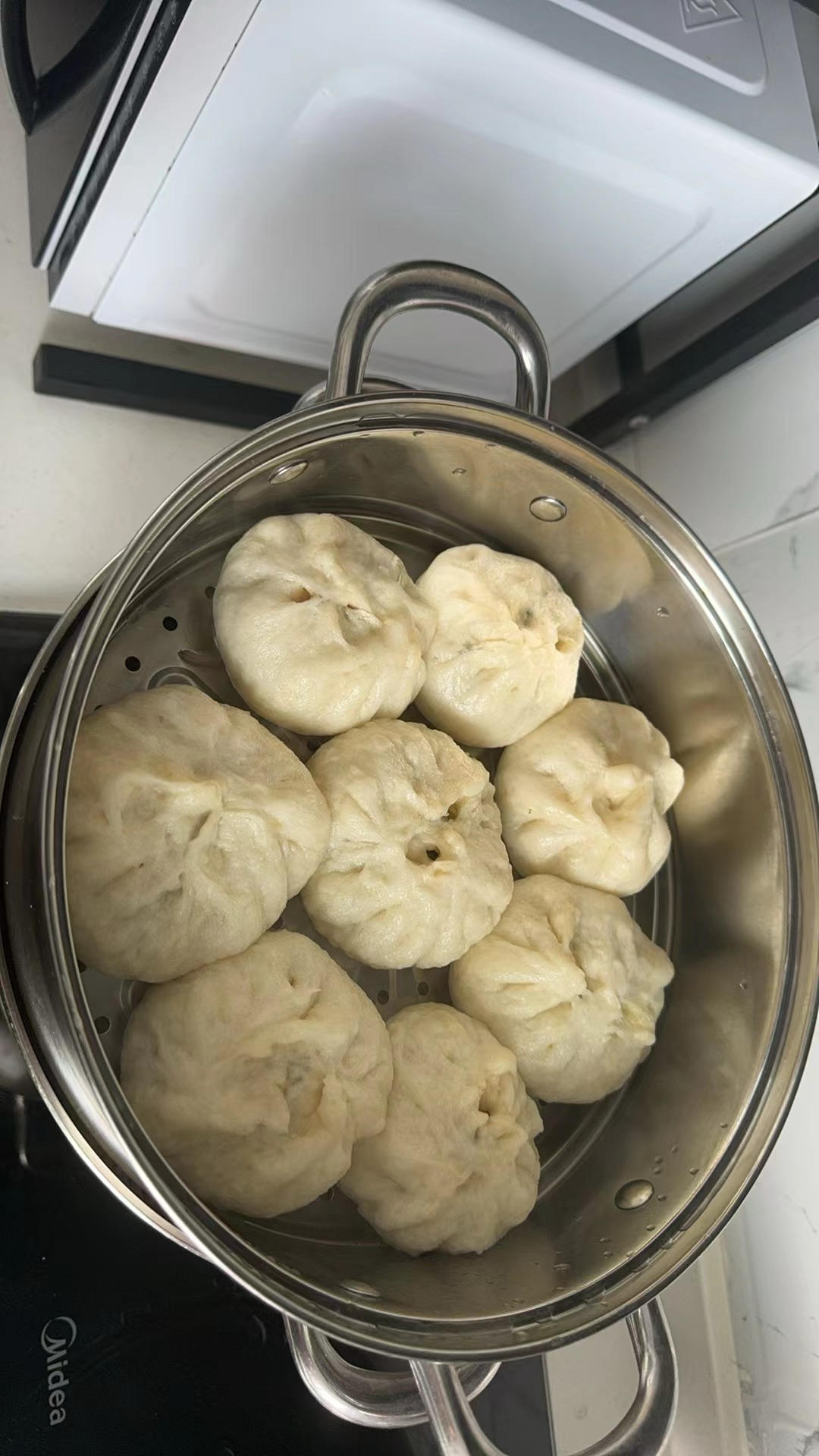 皮薄馅大的韭菜鸡蛋粉条馅饼，凉了也不会硬，免发面做法！