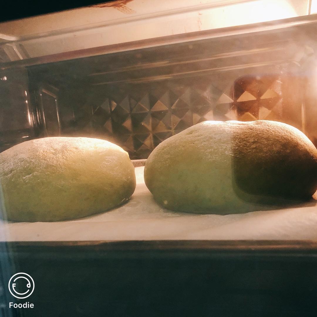 抹茶麻薯红豆软欧包