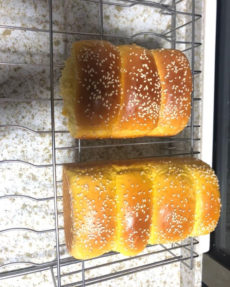 胡萝卜奶酪面包