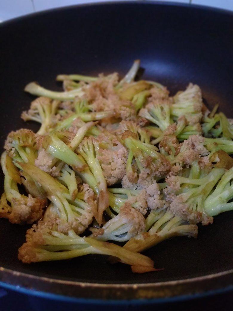 素烧菜花