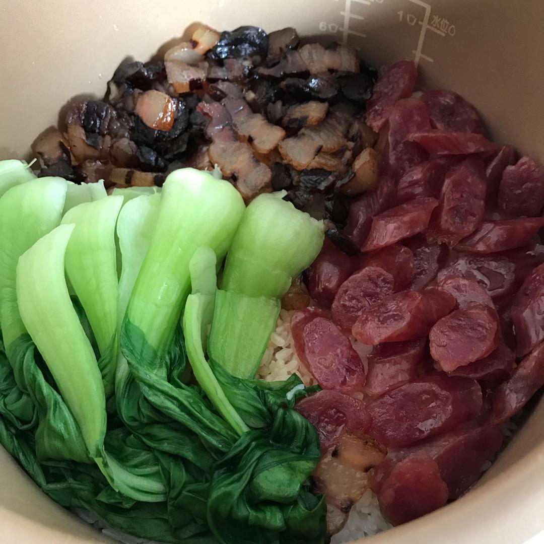 腊味煲仔饭（电饭煲版）