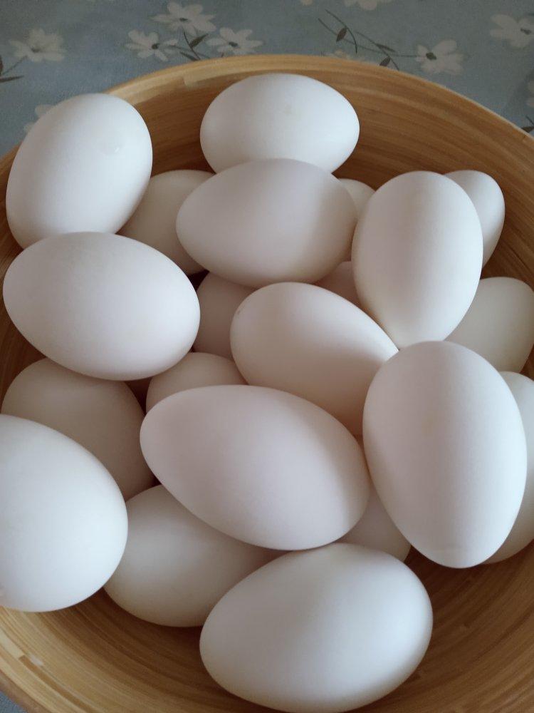 煮花椒盐水腌鹅蛋