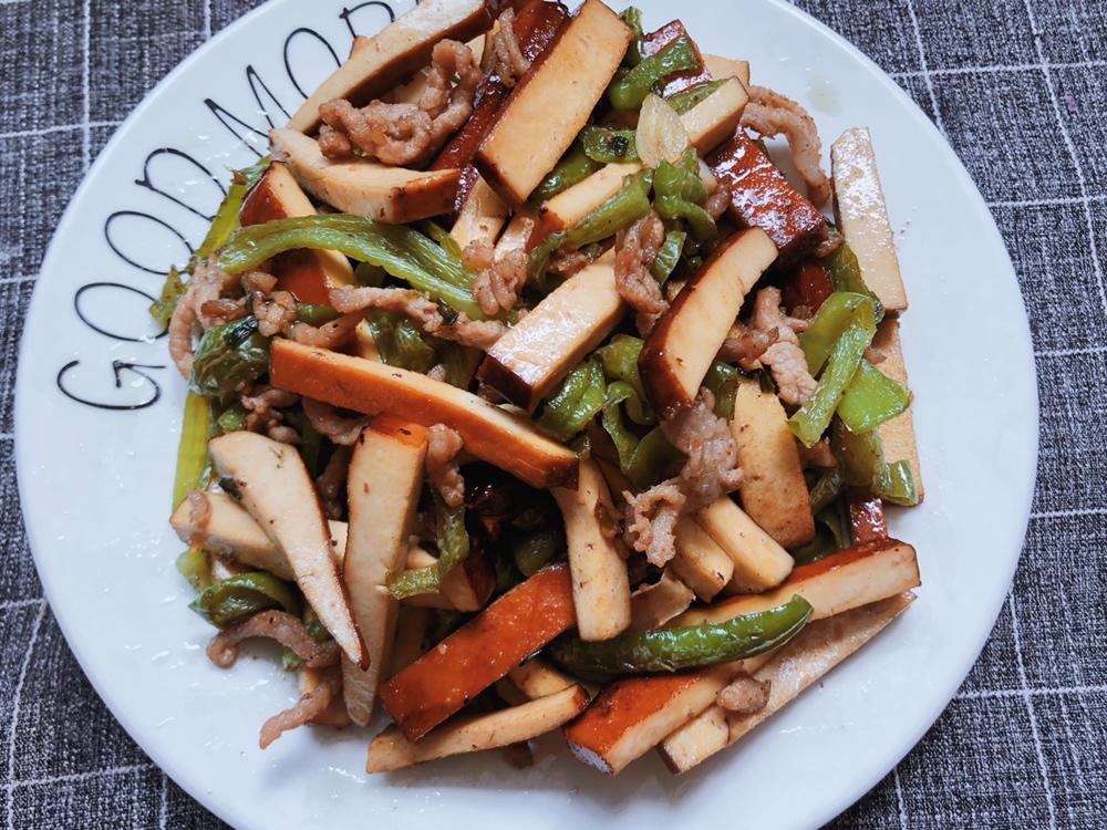 青椒肉丝炒香干