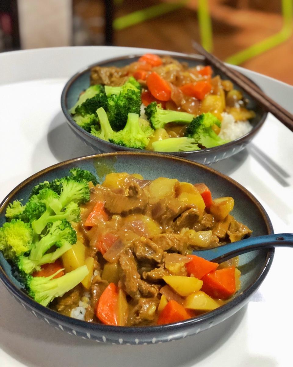 【咖喱牛腩拌饭】