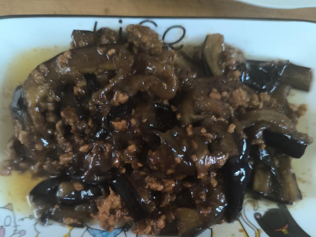 酱香肉末烧茄子