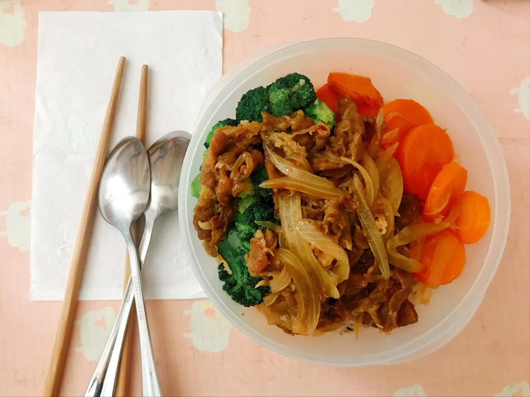 肥牛饭