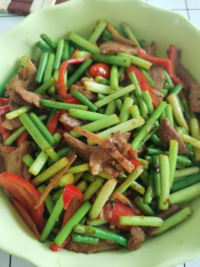 蒜薹炒肉丝