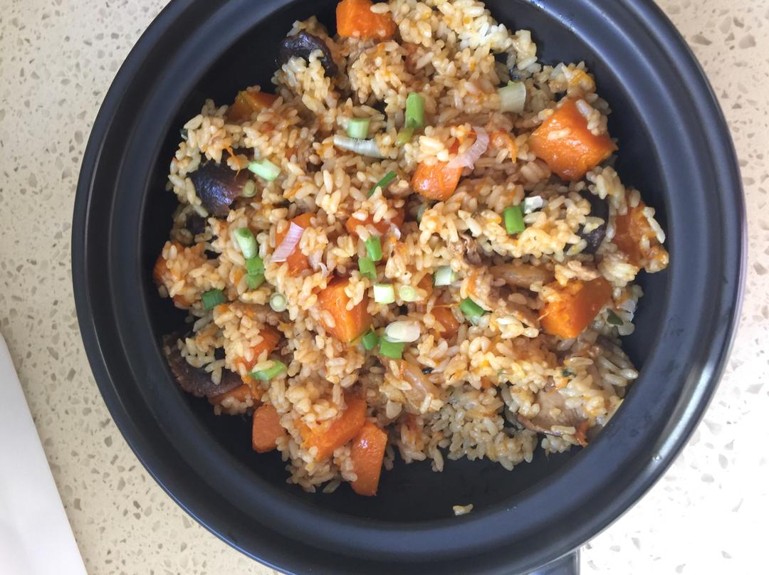 美味到不行的南瓜饭
