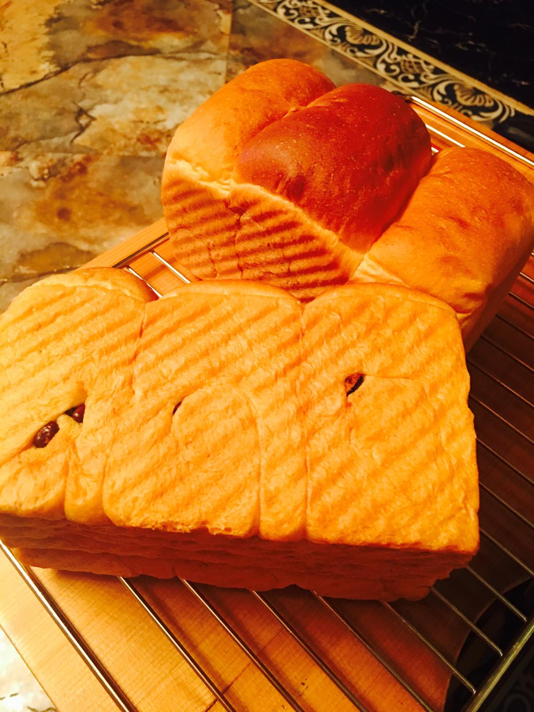 小美中种吐司面包的做法