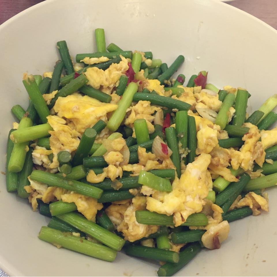 蒜薹炒鸡蛋