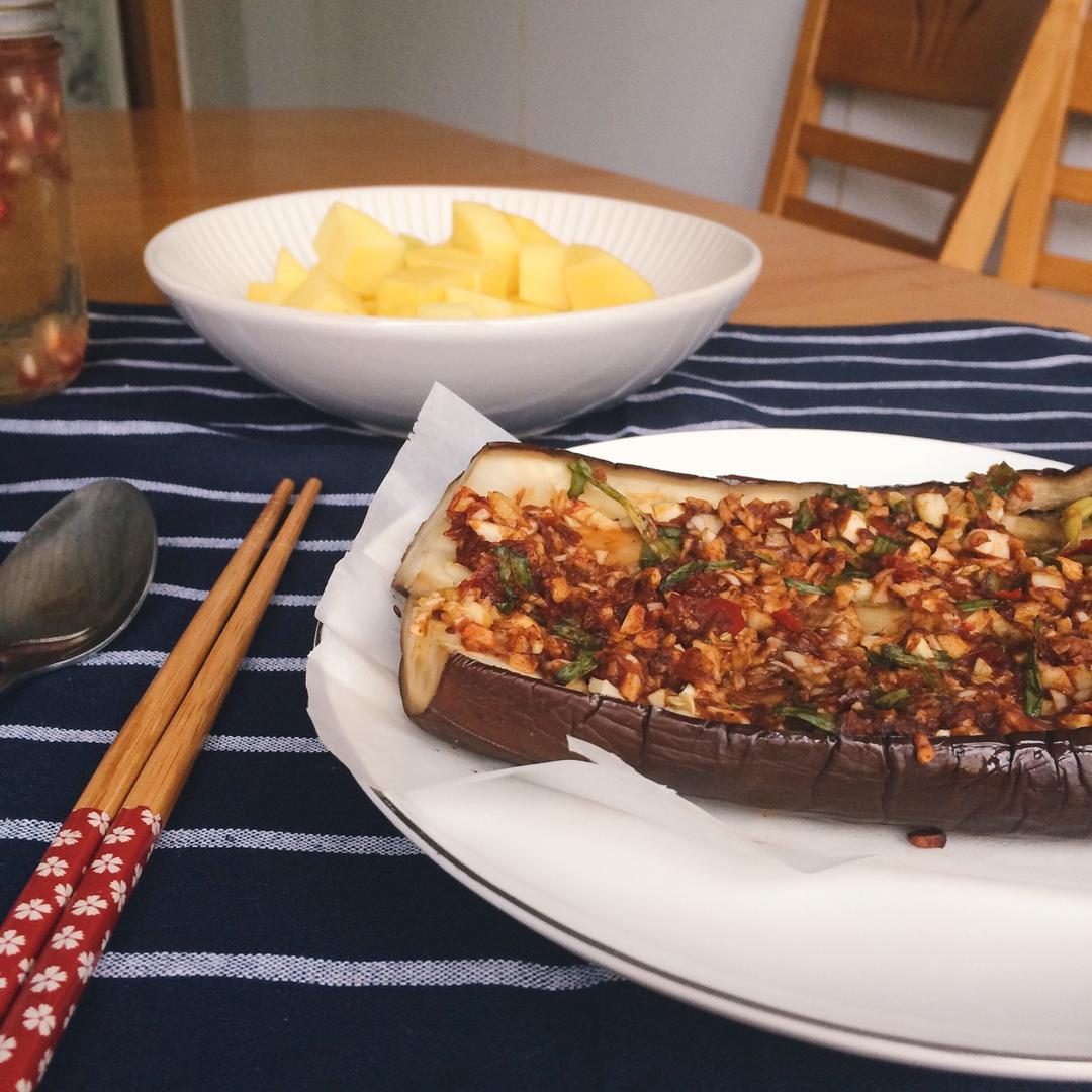 【耳光炒饭 & 烤茄子】