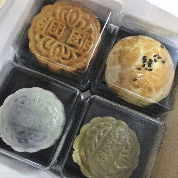 广式月饼－－蛋黄豆沙月饼